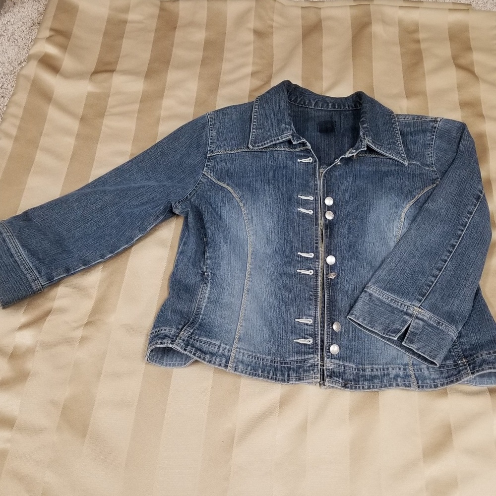 Fun Cropped Denim Jacket - Size S